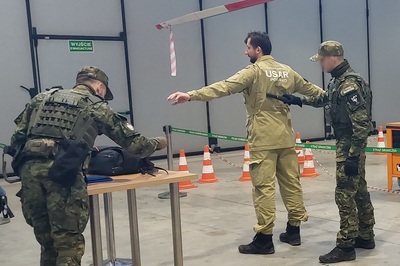 Funkcjonariusze KaOSG szkolili Aspirantów Państwowej Straży Pożarnej w Krakowie