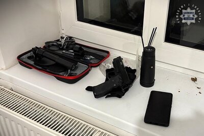 Funkcjonariusze KaOSG we współpracy ze śląskimi policjantami rozbili międzynarodową zorganizowaną grupę przestępczą/ fot. slaska.policja.gov.pl