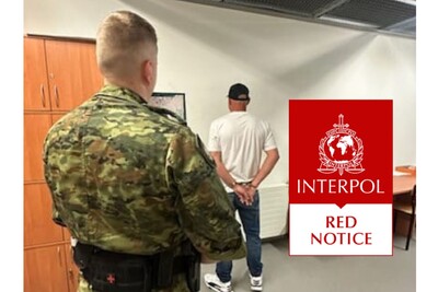 Poszukiwani przez Interpol oraz polski wymiar sprawiedliwości zakończyli podróż na krakowskim lotnisku